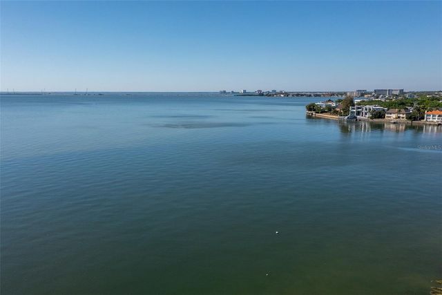 4924 W SAN RAFAEL STREET, Tampa, FL 33629