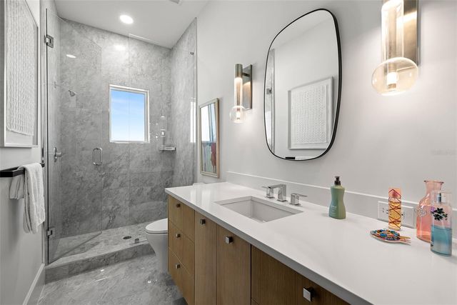 4924 W SAN RAFAEL STREET, Tampa, FL 33629