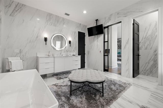 4924 W SAN RAFAEL STREET, Tampa, FL 33629