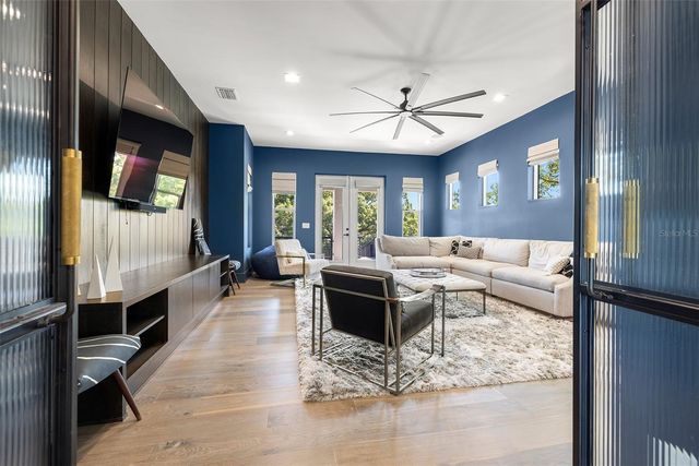 4924 W SAN RAFAEL STREET, Tampa, FL 33629