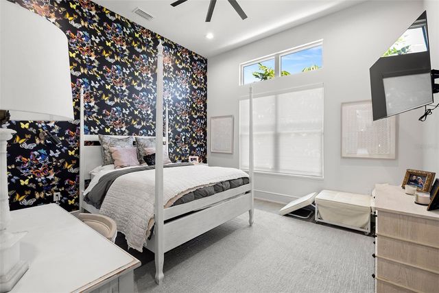 4924 W SAN RAFAEL STREET, Tampa, FL 33629