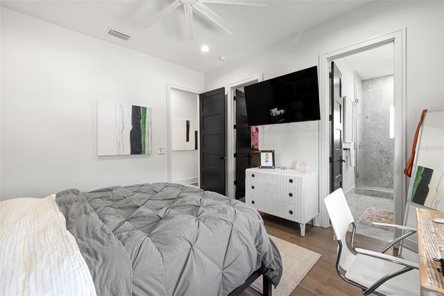 4924 W SAN RAFAEL STREET, Tampa, FL 33629