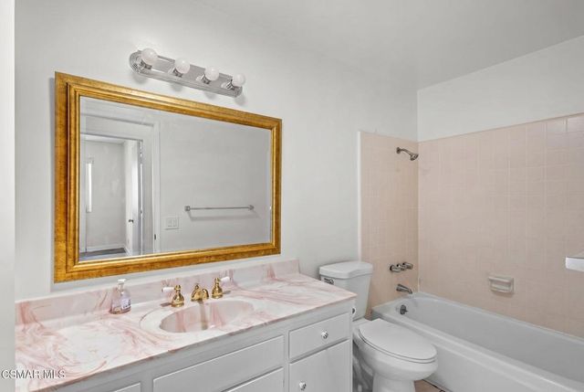 1654 Edgewater Lane, Camarillo, CA 93010