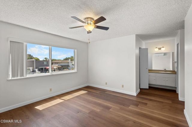 1654 Edgewater Lane, Camarillo, CA 93010