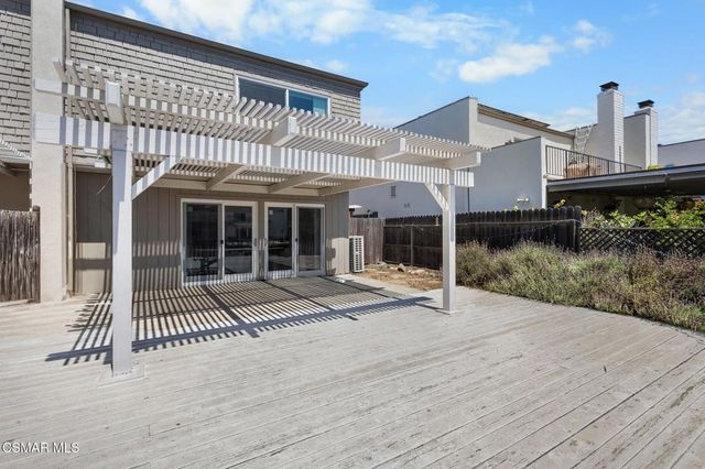 1654 Edgewater Lane, Camarillo, CA 93010