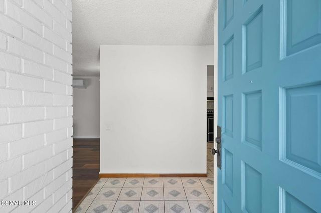 1654 Edgewater Lane, Camarillo, CA 93010