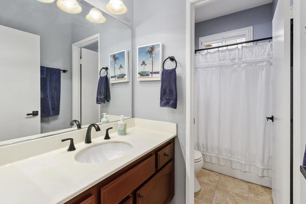 Image 19 of property listing at 8771 Kentville Street, Riverside, CA 92508