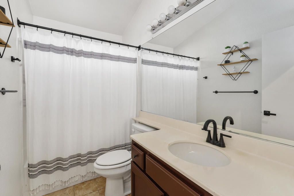 Image 23 of property listing at 8771 Kentville Street, Riverside, CA 92508