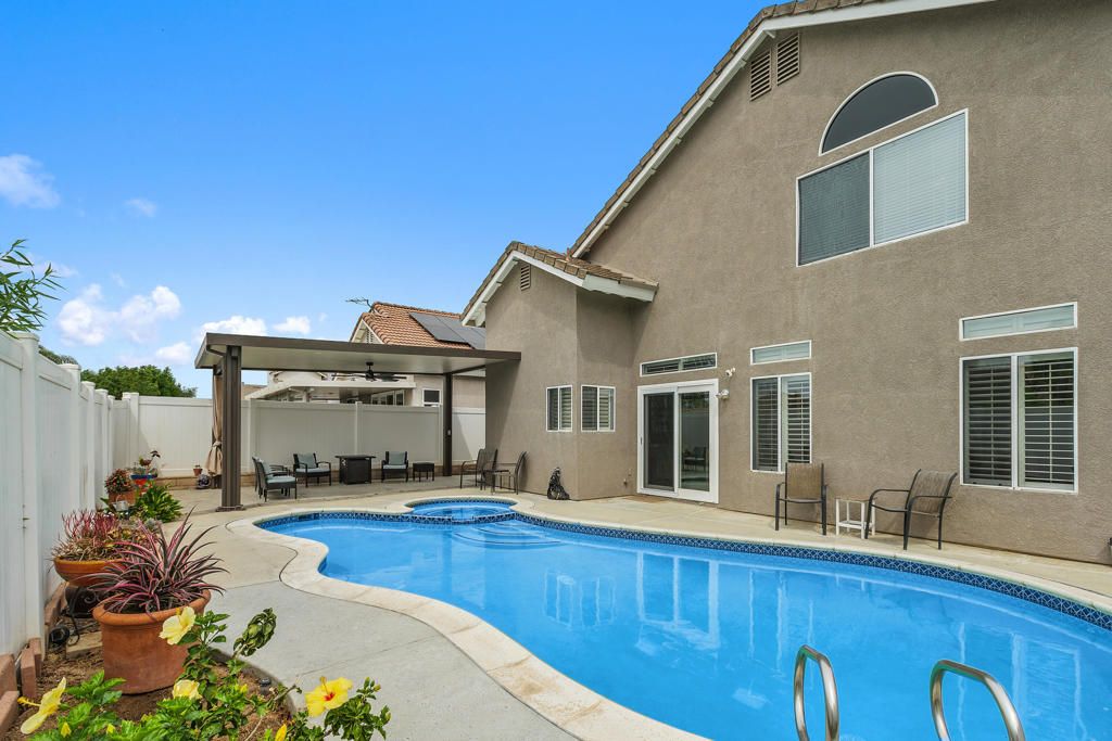 Image 33 of property listing at 8771 Kentville Street, Riverside, CA 92508