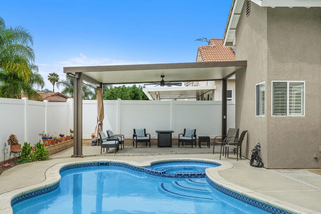 Image 34 of property listing at 8771 Kentville Street, Riverside, CA 92508