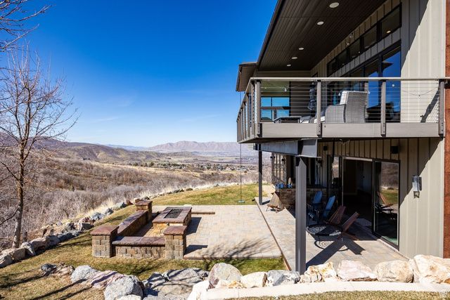 806 S SUMMIT CREEK DR, Woodland Hills, UT 84653