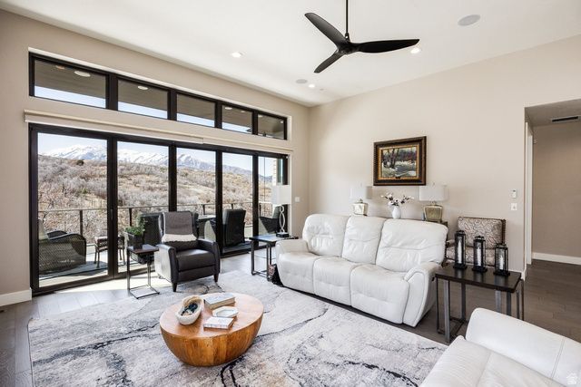 806 S SUMMIT CREEK DR, Woodland Hills, UT 84653