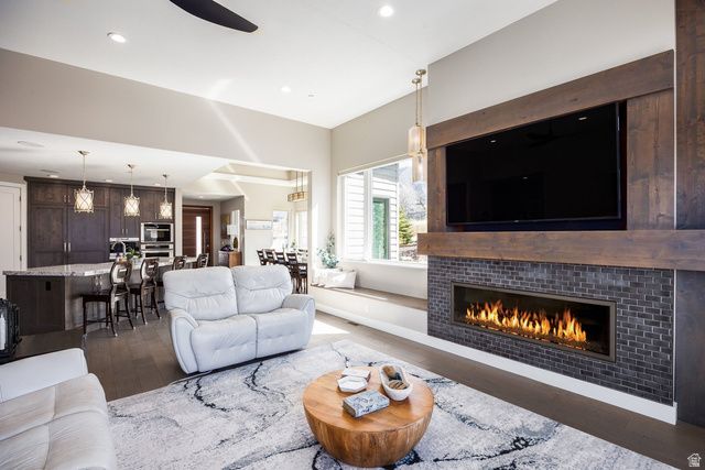 806 S SUMMIT CREEK DR, Woodland Hills, UT 84653