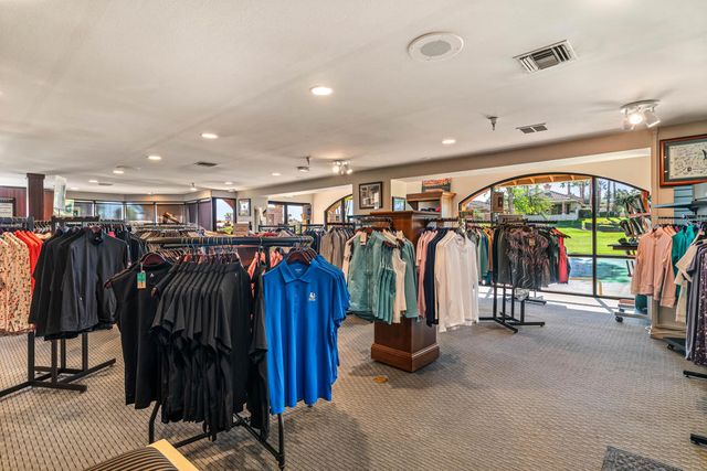 42892 Scirocco Road, Palm Desert, CA 92211