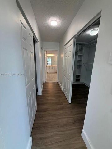 5402 NW 120th Ave, Coral Springs, FL 33076
