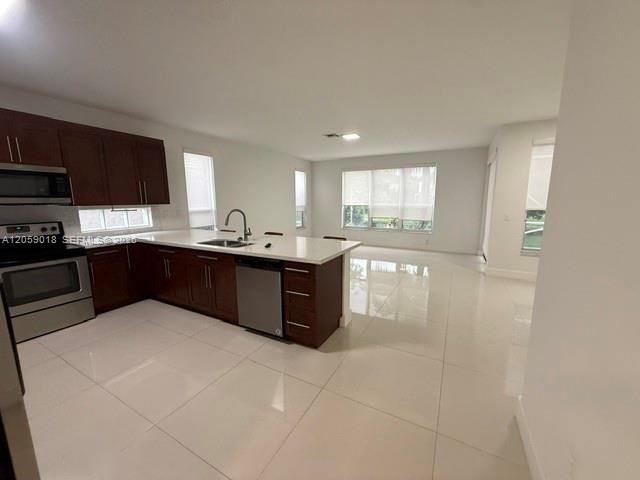 5402 NW 120th Ave, Coral Springs, FL 33076