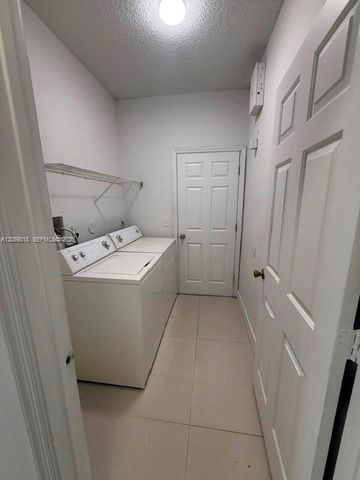 5402 NW 120th Ave, Coral Springs, FL 33076
