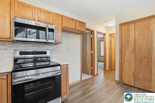 102 Chitimacha Drive, Coolbaugh Twp, PA 18347