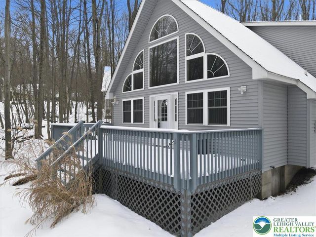 102 Chitimacha Drive, Coolbaugh Twp, PA 18347