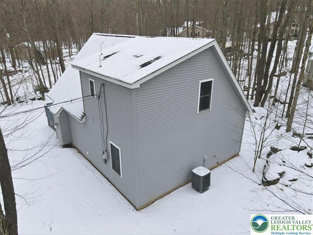 102 Chitimacha Drive, Coolbaugh Twp, PA 18347