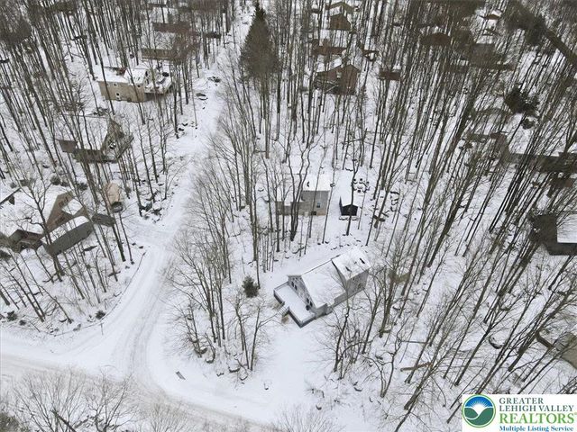 102 Chitimacha Drive, Coolbaugh Twp, PA 18347