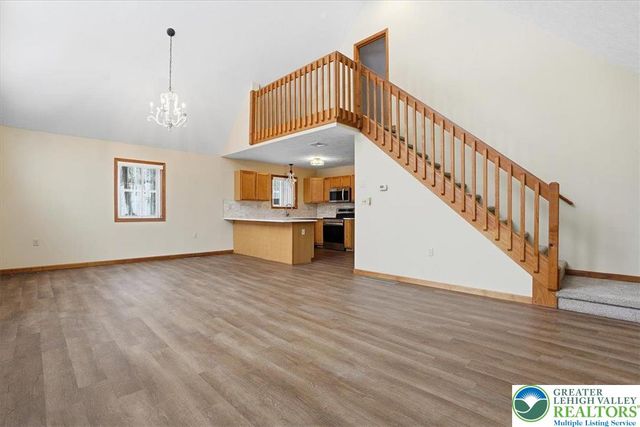 102 Chitimacha Drive, Coolbaugh Twp, PA 18347