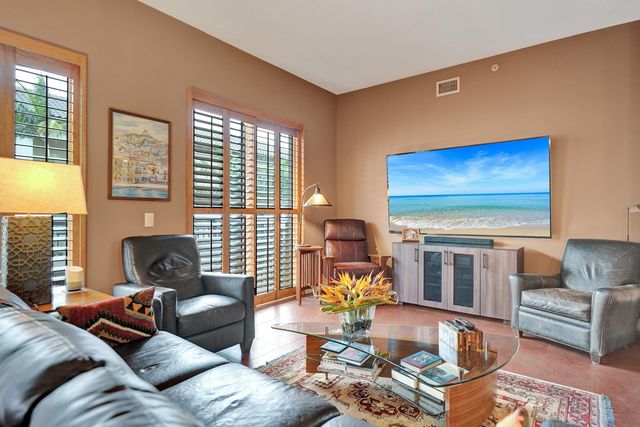 2617 NE 14th Avenue 304, Wilton Manors, FL 33334