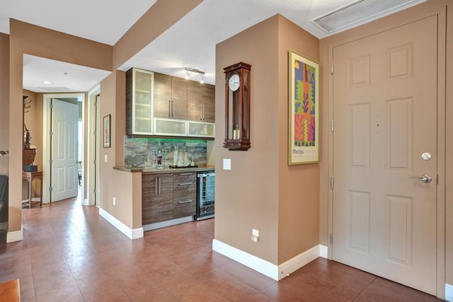 2617 NE 14th Avenue 304, Wilton Manors, FL 33334