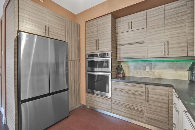 2617 NE 14th Avenue 304, Wilton Manors, FL 33334