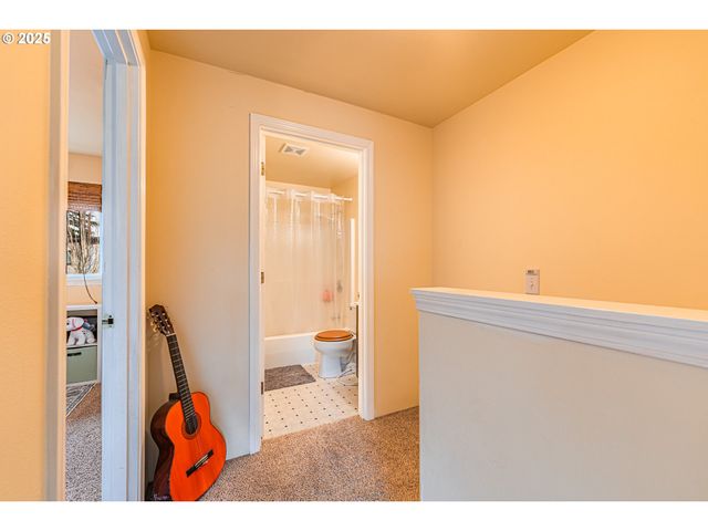 769 RIVER Rd, Eugene, OR 97404