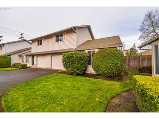 769 RIVER Rd, Eugene, OR 97404
