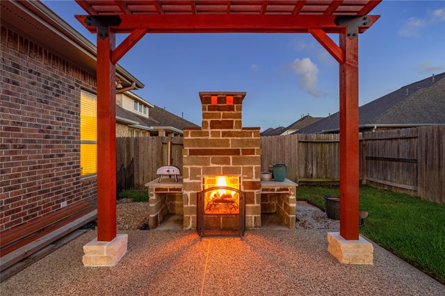 5518 Sierra Court, Pasadena, TX 77505