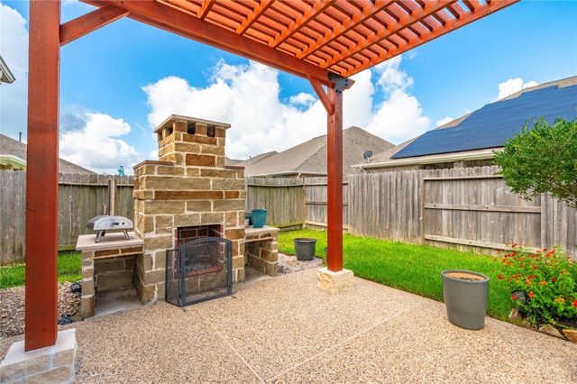 5518 Sierra Court, Pasadena, TX 77505