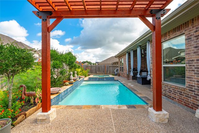 5518 Sierra Court, Pasadena, TX 77505
