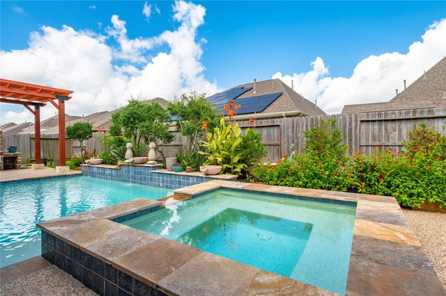 5518 Sierra Court, Pasadena, TX 77505