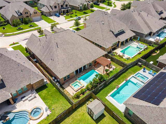 5518 Sierra Court, Pasadena, TX 77505