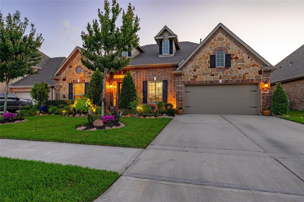 5518 Sierra Court, Pasadena, TX 77505