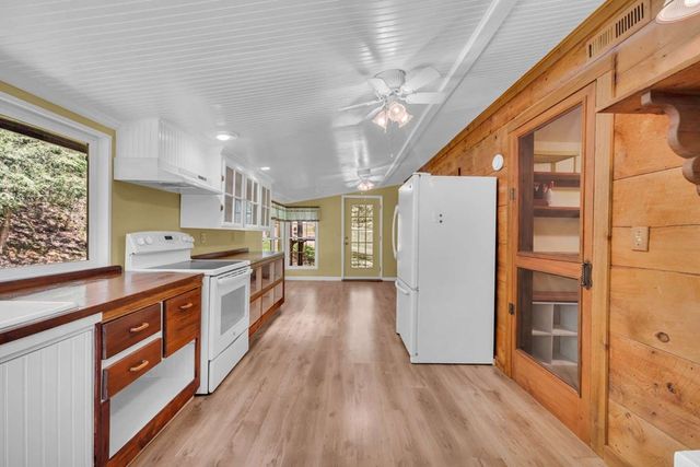 820 Ash Loop Road, Blue Ridge, GA 30513