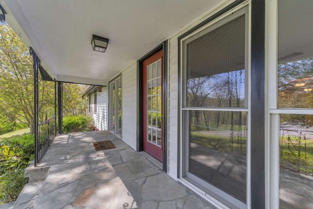 820 Ash Loop Road, Blue Ridge, GA 30513