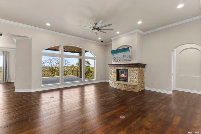 8 BRAEBURN CT, Bulverde, TX 78163