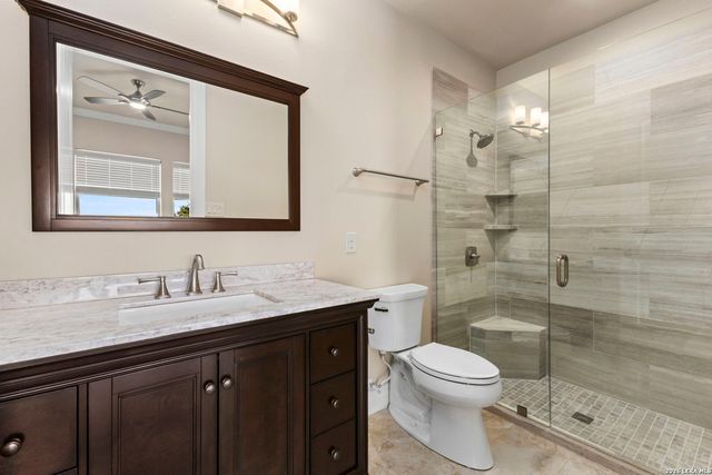 8 BRAEBURN CT, Bulverde, TX 78163