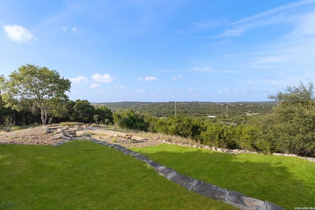 8 BRAEBURN CT, Bulverde, TX 78163