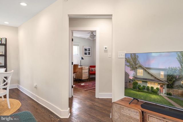 6812 QUANDER RD, Alexandria, VA 22307