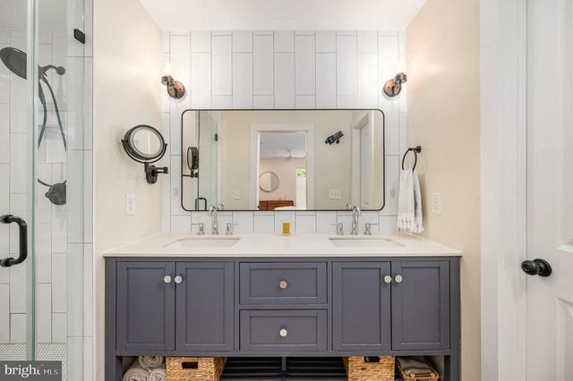 6812 QUANDER RD, Alexandria, VA 22307