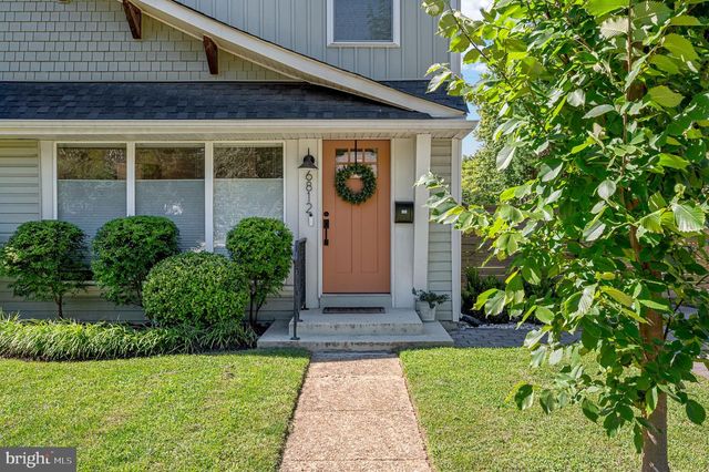 6812 QUANDER RD, Alexandria, VA 22307