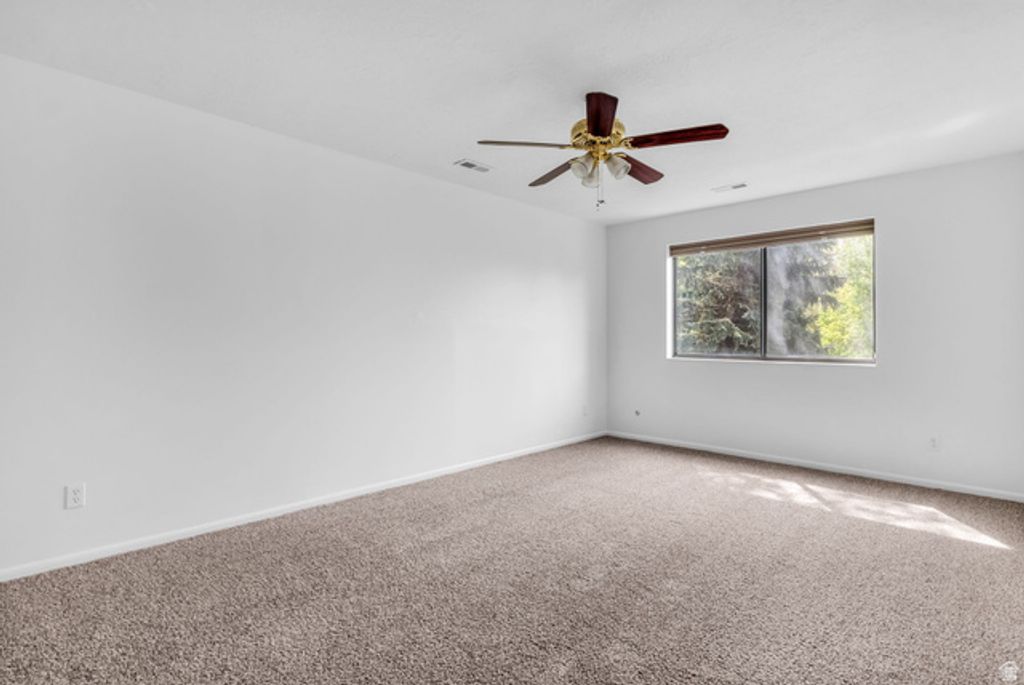 Image 11 of property listing at 1120 E CANYON RD #28, Ogden, UT 84404