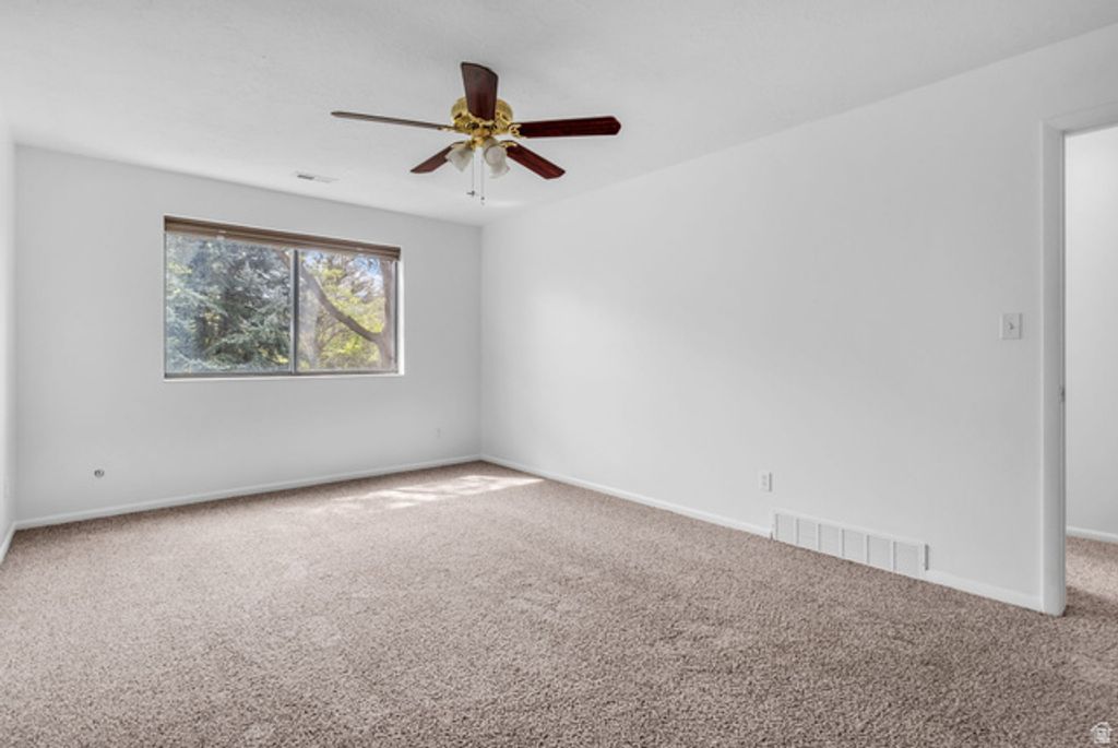 Image 13 of property listing at 1120 E CANYON RD #28, Ogden, UT 84404