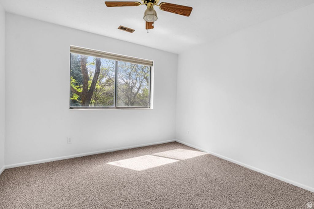 Image 15 of property listing at 1120 E CANYON RD #28, Ogden, UT 84404