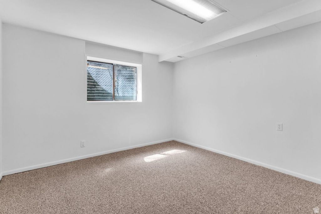 Image 19 of property listing at 1120 E CANYON RD #28, Ogden, UT 84404