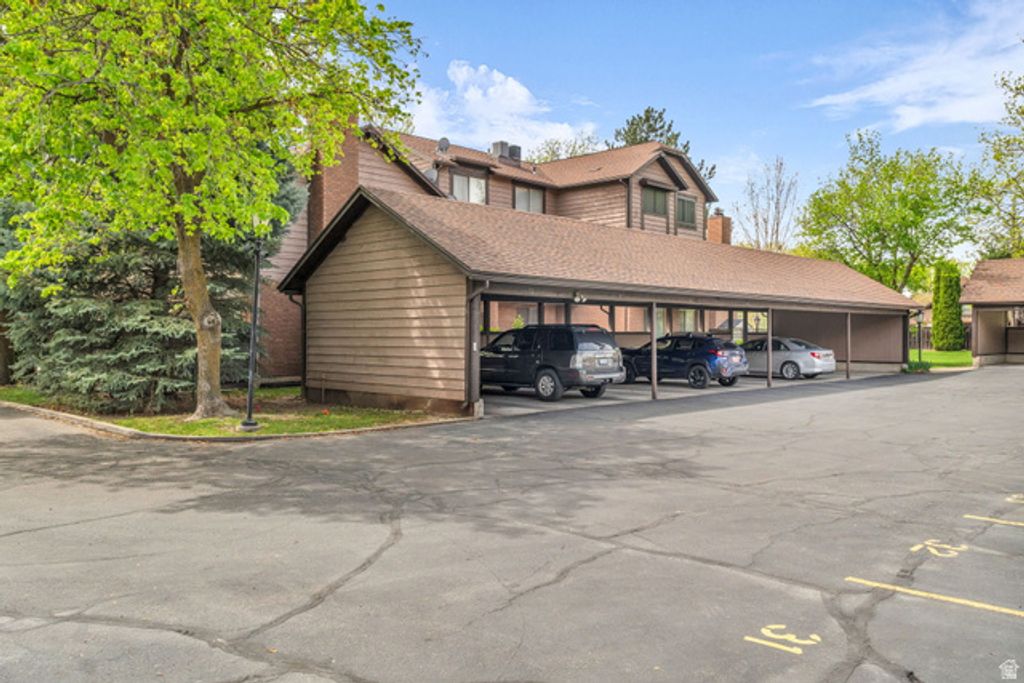 Image 22 of property listing at 1120 E CANYON RD #28, Ogden, UT 84404